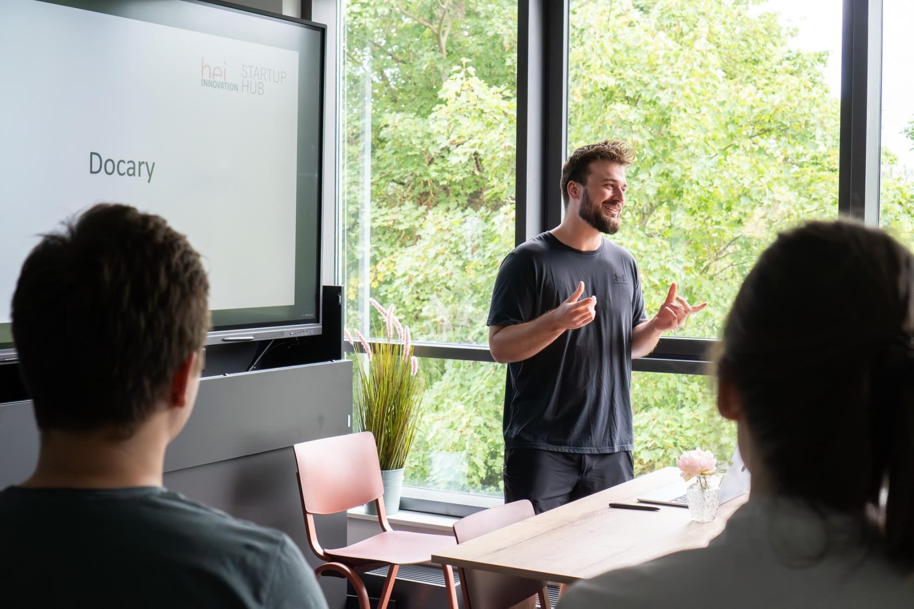 softopening startup hub 0213